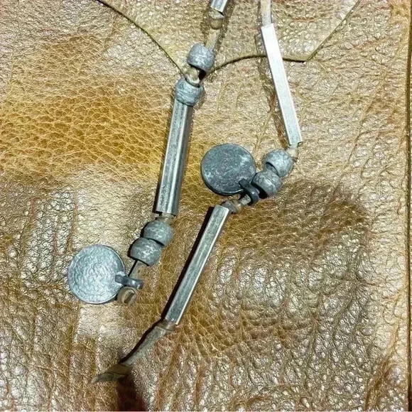 Free People Isle Distressed Tote Bag Tan Cowhide Hobo Metal Dangles suede Rare - Picture 5 of 16